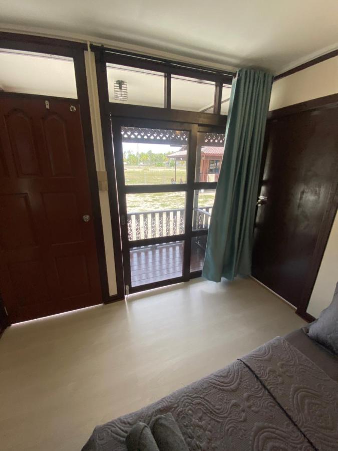 Tts Staycation Chalet Kampung Penarik Exterior foto
